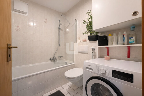 Badezimmer - Dachgeschoßwohnung mit 59,00 m&sup2; in Fürstenfeldbruck zum Kaufen