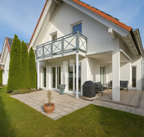 WINDISCH IMMOBILIEN - Top gepflegtes Einfamilienhaus in begehrter Lage von Puchheim