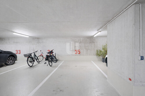 Tiefgaragenstellplatz - 