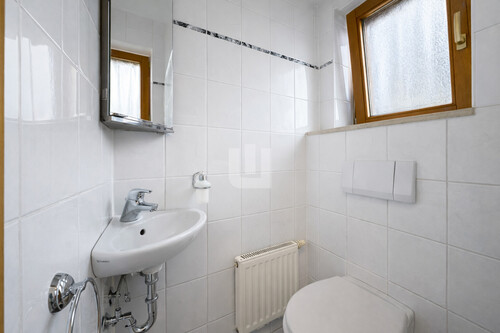 Gäste-WC - 5 Zimmer Reihenmittelhaus in Puchheim