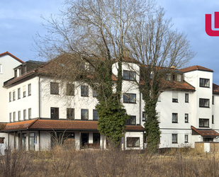 WINDISCH IMMOBILIEN - Attraktive Praxis-, bzw. Büroflächen mit 4 Räumen im Herzen von Puchheim