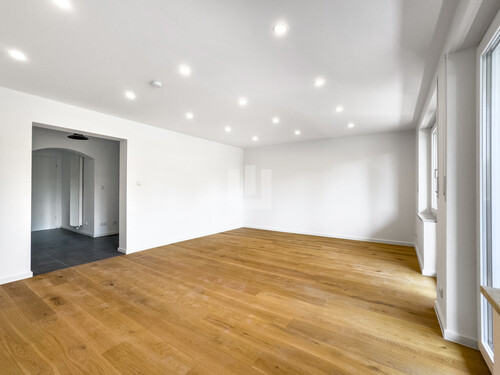 Wohnzimmer - 4 Zimmer Maisonettenwohnung in Gröbenzell