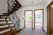 Flur OG - 5 Zimmer Doppelhaushälfte in Gröbenzell