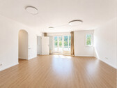 Wohnzimmer - 5.5 Zimmer Maisonettenwohnung zur Miete in München / Pasing