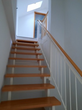 innliegende Treppe - 2- Zimmerwohnung in Neusalza-Spremberg