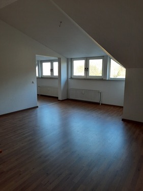 Wohnzimmer - 2- Zimmerwohnung zur Miete in Neusalza-Spremberg