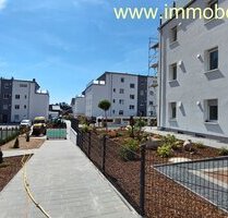 Besondere Möglichkeit: Große 4-Zi-Neubau-Whg WFL ca. 114 m² mit Terrasse und Gartenanteil Energiesparhaus ab 01.02.2026 zu vermieten. - Kemnath Beste Lage