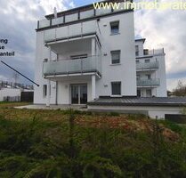 Besondere Möglichkeit: Große 4-Zi-Neubau-Whg WFL ca. 114 m² mit Terrasse und Gartenanteil Energiesparhaus ab 01.03.2026 zu vermieten. - Kemnath Beste Lage