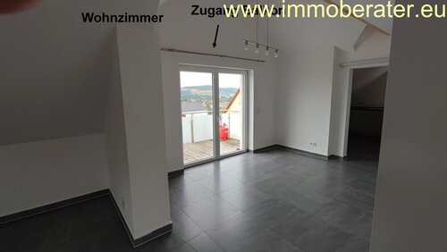 Foto - Wohnen mit Stil und Freiraum 3,5 Zimmer Whg WFL ca. 120 m² ger. Balkon Einbauküche Fernblick 2 Kfz-Stellpl. vorhanden ab sofort!