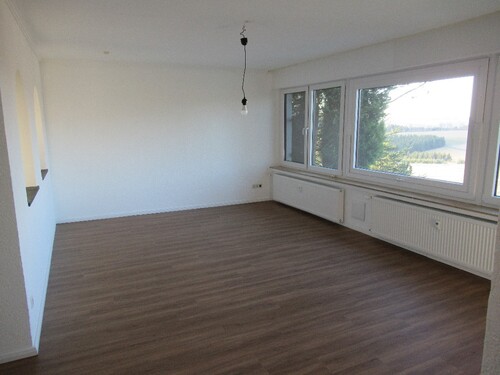 Wohnen - Erdgeschoßwohnung mit 77,00 m&sup2; in Winterberg zur Miete