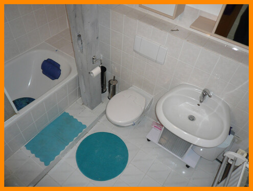 Badezimmer - 8 Zimmer Fachwerkhaus in Bad Wildungen