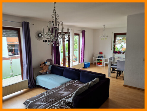 Wohnzimmer - 2 Zimmer Erdgeschoßwohnung zum Kaufen in Bad Wildungen