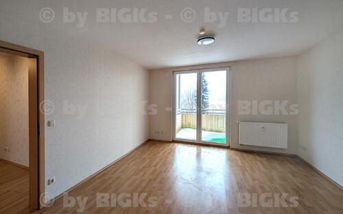 Wohnraum - BIGKs: Suhl-Leninring: FREIE AUSSICHT - 3 Raum Wohnung Suhl,sep.Küche,Dusch-Wannenbad, Balkon (-;)