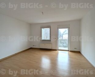 BIGKs: Suhl-Leninring: 3 Raum Wohnung Suhl,sep.Küche,Wannenbad, Balkon (-;)