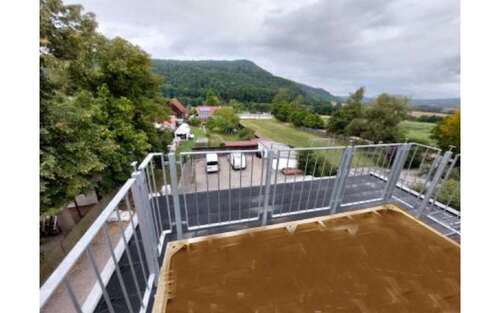 Balkon - BIGKs - Grimmelshausen: 3 Raum Wohnung, sep. Küche - Balkon (-;)