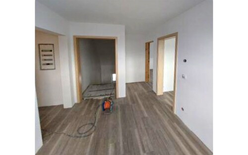 Flur - 3 Zimmer Etagenwohnung in Grimmelshausen