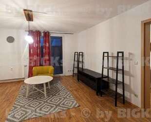 BIGKs: Suhl-Leninring: FREIE AUSSICHT - 3 Raum Wohnung Suhl,sep.Küche,Dusch-Wannenbad, Balkon (-;)