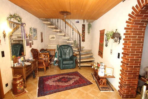 EG_Eingang - 5 Zimmer Einfamilienhaus in Langenfeld