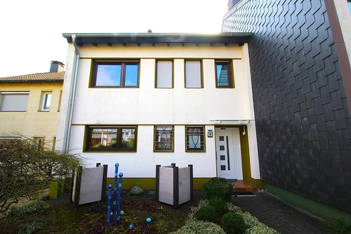 Ansicht vorne - 4 Zimmer Einfamilienhaus zum Kaufen in Leichlingen / Witzhelden