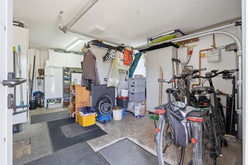 Garage - 