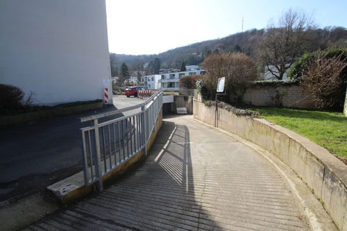 Zufahrt Tiefgarage - 