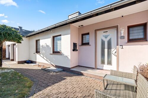 Frontansicht - 5 Zimmer Einfamilienhaus in Hellenthal / Dickerscheid