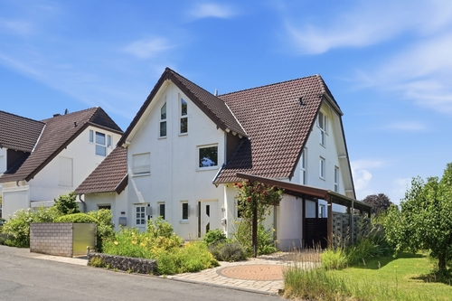 Aussenansicht - 5 Zimmer Doppelhaushälfte in Bornheim
