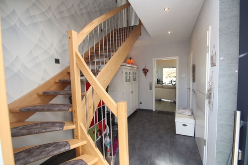 EG_Treppe - Einfamilienhaus mit 126,00 m² in Kürten zum Kaufen