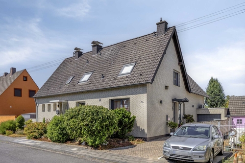 Startbild2 - 10 Zimmer Zweifamilienhaus zum Kaufen in Weilerswist