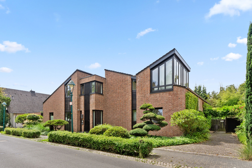 IMMO_PICTURES_001 - 8 Zimmer Einfamilienhaus zum Kaufen in Bonn / Röttgen