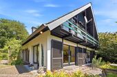 EG_Aussensicht_Garten - Einfamilienhaus mit 171,00 m&sup2; in Lohmar zum Kaufen