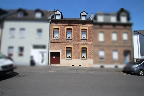 Startbild - 8 Zimmer Reihenhaus zum Kaufen in Bonn