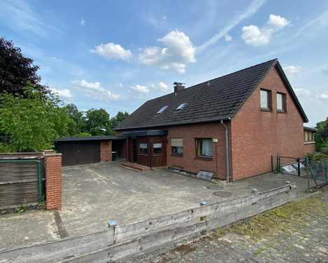 Außenansicht - 9 Zimmer Einfamilienhaus zum Kaufen in Bielefeld