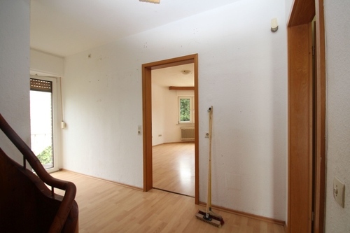 OG_Diele - 6 Zimmer Maisonettenwohnung in Hürth