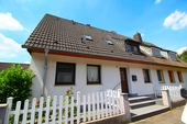 Ansicht Vorne1 - 6 Zimmer Doppelhaushälfte zum Kaufen in Duisburg / Rahm