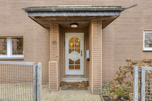 EG_Eingang - Einfamilienhaus mit 216,00 m&sup2; in Leichlingen zum Kaufen