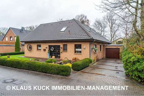 Ansicht 2 - 8 Zimmer Einfamilienhaus in Wilhelmshaven