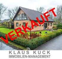 Provisionsfrei für Käufer: Attraktives Einfamilienhaus mit Einliegerwohnung, Wintergarten und Garage - Wilhelmshaven