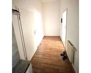 * Familien Willkommen * 4 Zimmer Wohnung Großzügige Wohnung mit Gestaltungspotenzial - Kahla