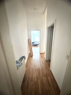 Flur 02 - 4 Zimmer Appartement zur Miete in Kahla