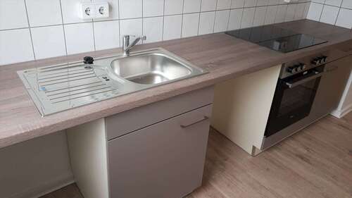 Einbauküche mit Lücke für GS 0 - 
