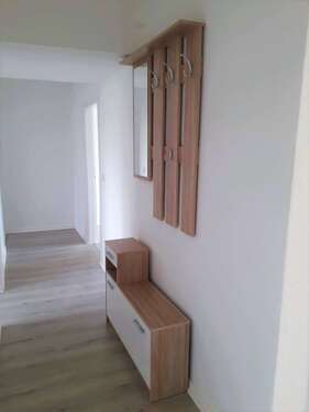 Flur 02 - 2 Zimmer Appartement zur Miete in Ramin