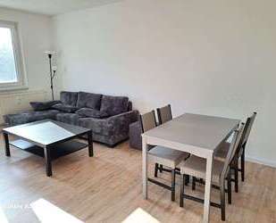 Komplett neu möblierte 2 Zimmer Wohnung mit Balkon. Flexibel ab 6 Monate zu vermieten! - Sachsen-Anhalt - Annaburg