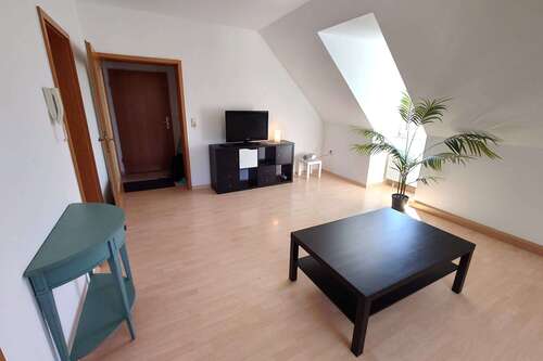 Zimmer 02 - Neu Möblierte 2 Zimmer Wohnung mit Einbauküche zu vermieten!