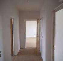 Schöne 2 Zimmer Wohnung mit Küche! - Schmiedefeld