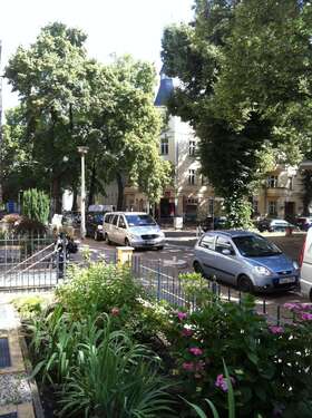 Blick von der Haustür nach lin - 