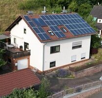 Kirchheim-OT, Wohnhaus mit ELW - 379.000,00&nbsp;EUR Kaufpreis, ca.&nbsp; 205,00&nbsp;m&sup2;&nbsp;Wohnfl&auml;che in Kirchheim (PLZ: 36275) Frielingen