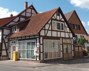 Wesertal-OT, Zweifamilienhaus + Gewerbe