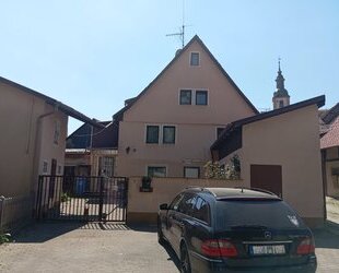 Fladungen-OT, EFH + Nebengeb. - 80.000,00&nbsp;EUR Kaufpreis, ca.&nbsp; 120,00&nbsp;m&sup2;&nbsp;Wohnfl&auml;che in Fladungen (PLZ: 97650) Oberfladungen