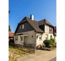 Dorndorf, Doppelhaushälfte + Nebengeb.